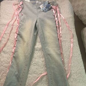 Low-Rise Retro Light Wash Boot Cut Jeans Pink Ribbon Accents Junior Size 13/31